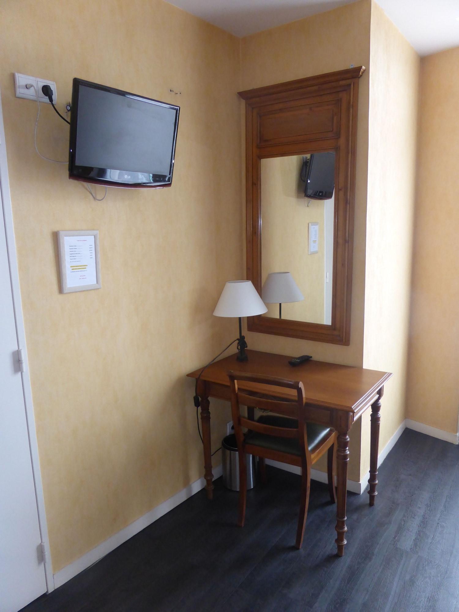 Hotel Le Palma Angoulême Esterno foto