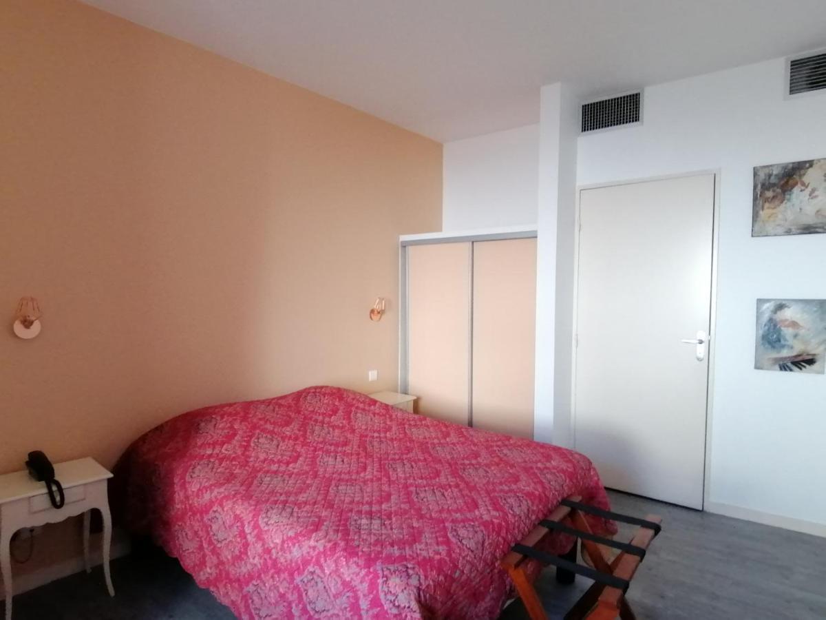 Hotel Le Palma Angoulême Esterno foto